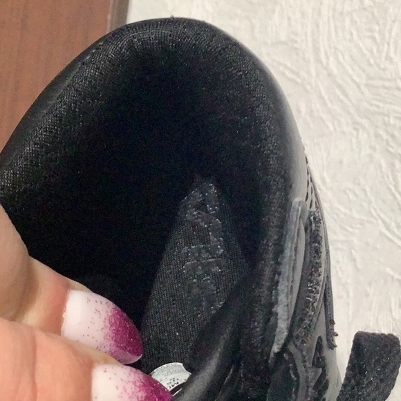 FILA - Sz 6 (baby) - high top sneakers - black - with laces & hook / loop - Picture 11 of 11